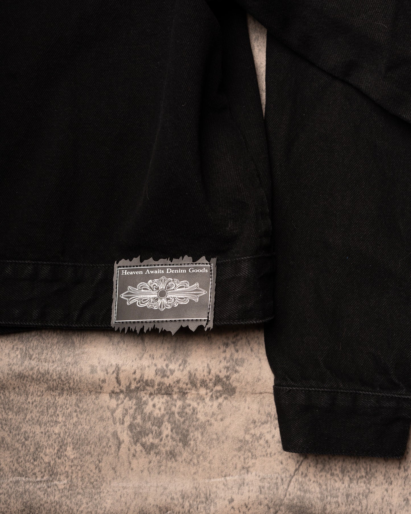 CORE JACKET — CHARCOAL BLACK