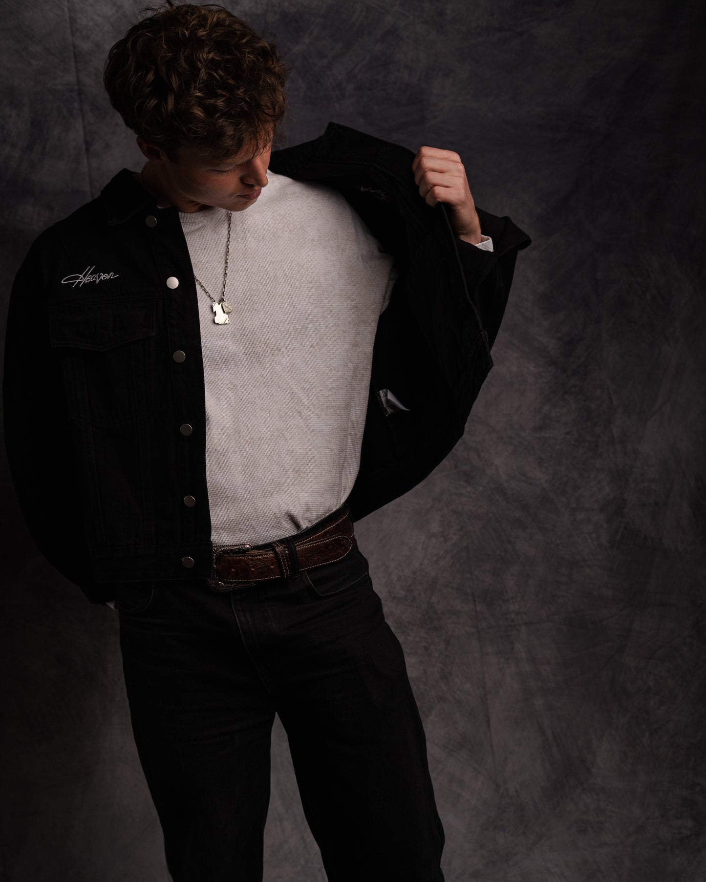 CORE JACKET — CHARCOAL BLACK